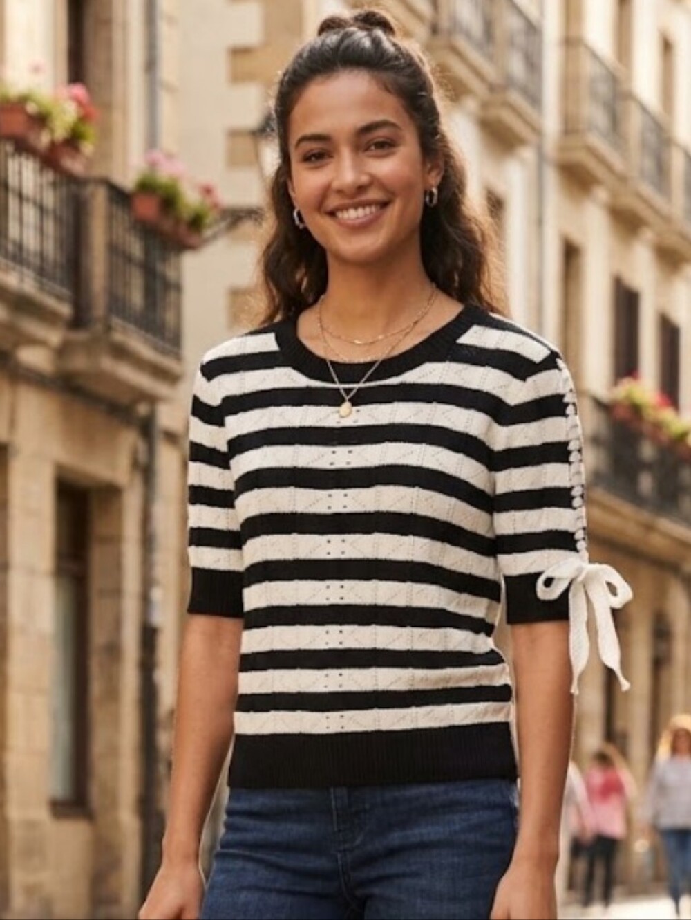 Cabi Runway Pullover Style 5832 Black & White Shirt Sleeve Medium Cotton Blend